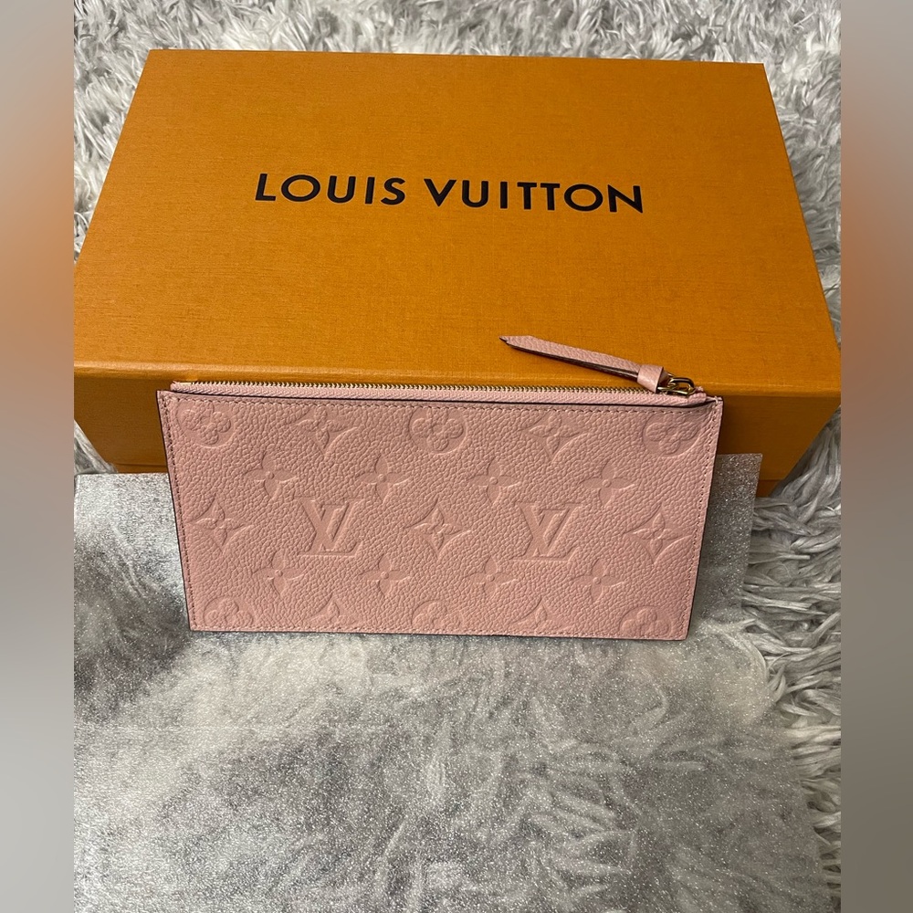 Authentic Louis Vuitton Felicie pochette insert Rose poudré Pink